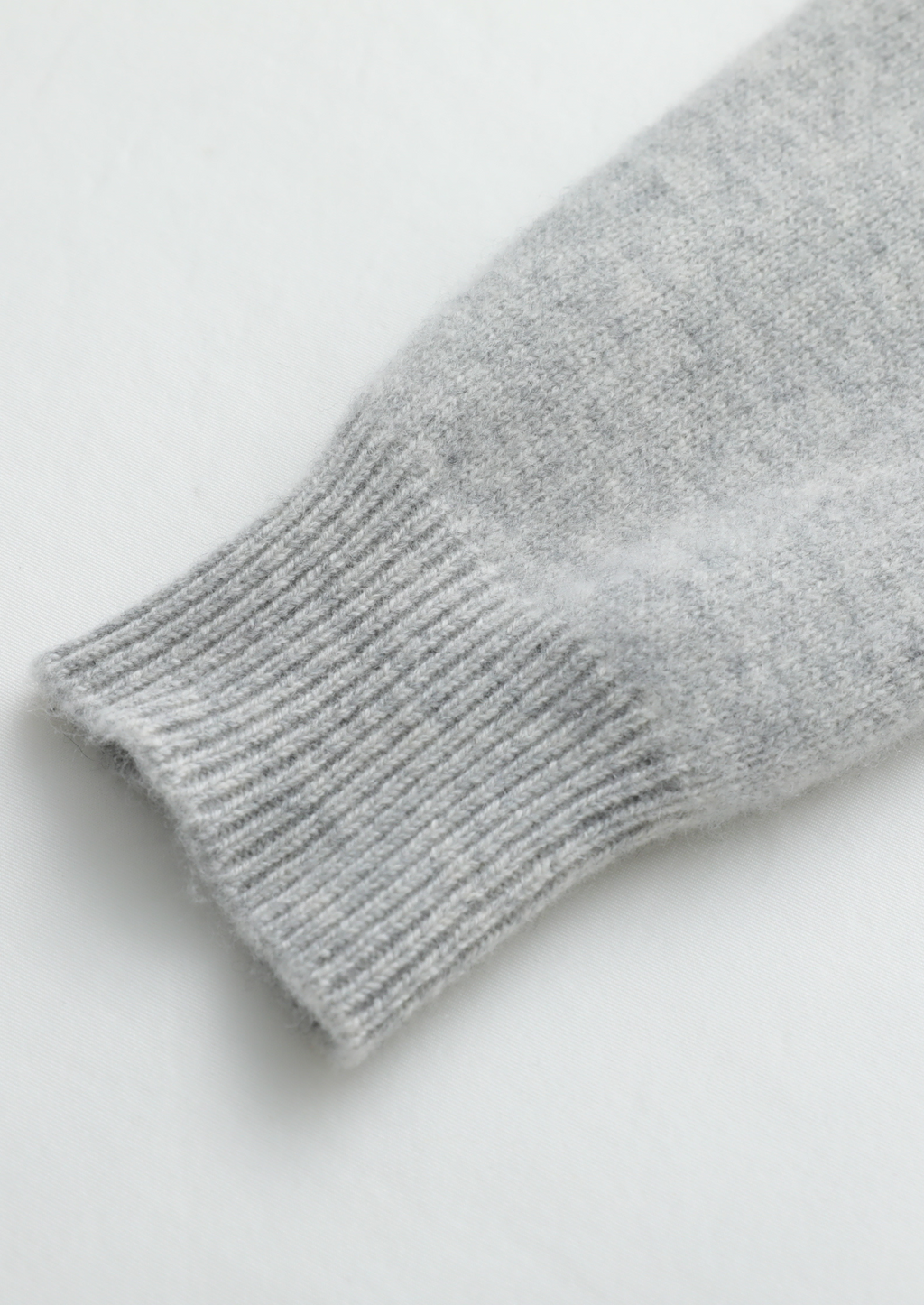 PURE EXTRA-FINE MERINO WOOL LUZZO SET - LIGHT GRAY