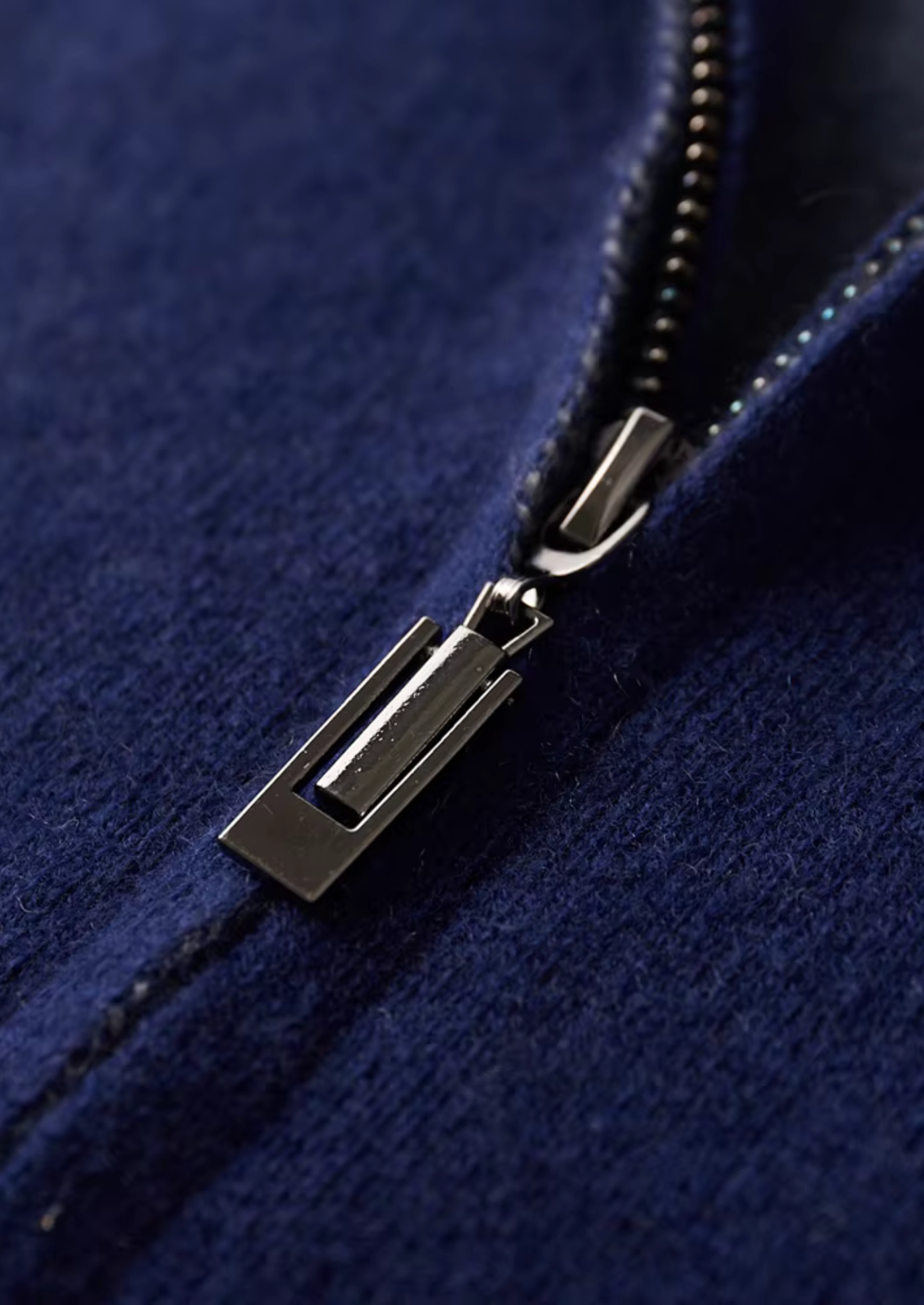 PREMIUM CASHMERE LEISURE SET